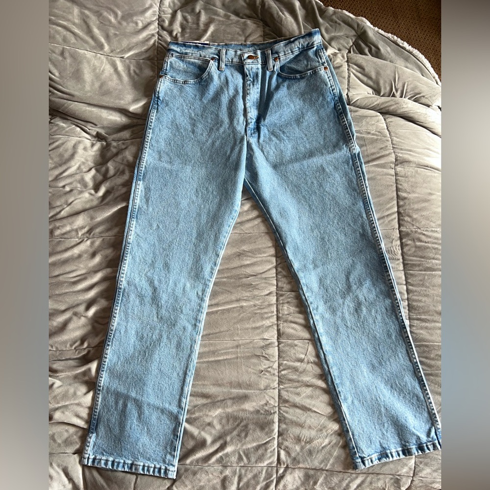 Wrangler Women’s Original Cowboy Cut Slim Fit Tapered Leg Jean 13 x 32 NWT